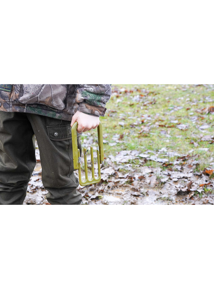 Jack Pyke Foldable Game Bird Carrier - Lightweight Plastic Hunting Carrier with Ergonomic Handle, Buckle Closure, Compact Foldable Design, Capacity 40 Pounds - Green