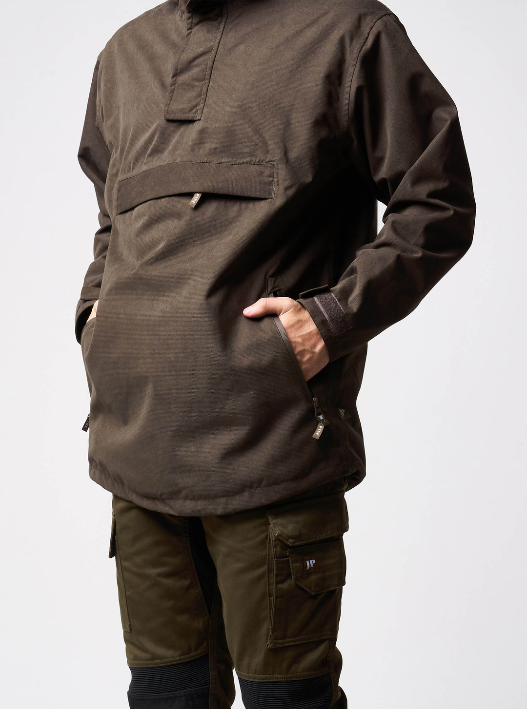 Jack Pyke Ashcombe Overhead All-Weather Windbreaker Jacket for Men - Waterproof Smock with Pockets for Hiking, Fishing, Bushcraft – Brown