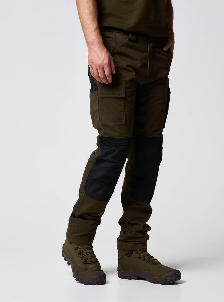 JACK PYKE Technical Work Trousers Men, Durable Polycotton Work Utility & Safety Trousers with Reinforced Knees, Stretch Panels and Tool Pockets cargo pants for Farming, Construction, Green